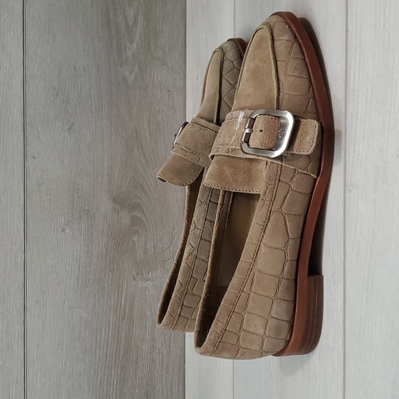 NEW Vince Camuto Women Cenkanda Croc Embossed  Loafer Flats Slip on shoes sz 7M - Picture 3 of 10